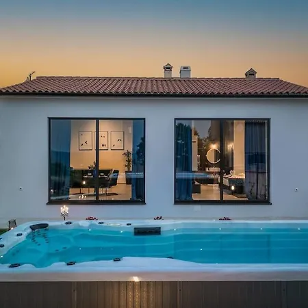 Radola Relaxia By Istrialux *
